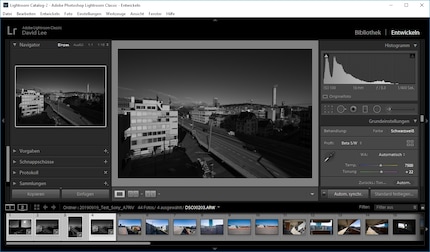Le miniature qui mi mostrano che sto modificando quattro immagini in bianco e nero.