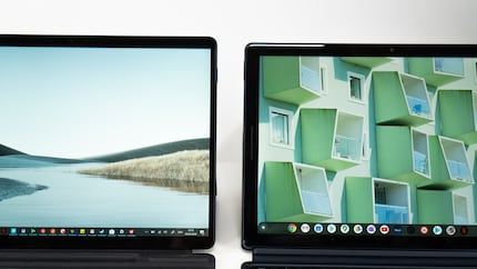 The icons on the Surface (l.) are a little too small for touch operation.